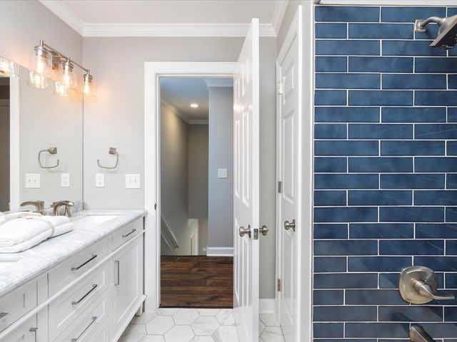 2207 Oakwood Ct, Franklin, TN 37064