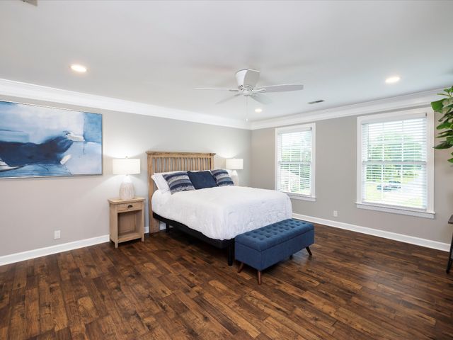 2207 Oakwood Ct, Franklin, TN 37064