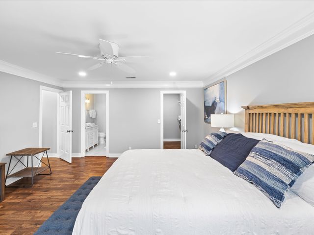 2207 Oakwood Ct, Franklin, TN 37064