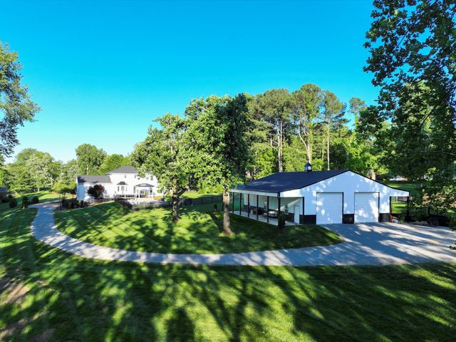 2207 Oakwood Ct, Franklin, TN 37064