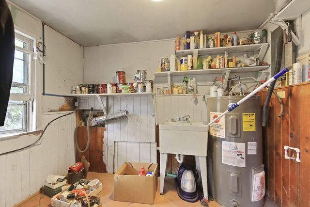 10450 E HWY CC, Centralia, MO 65240