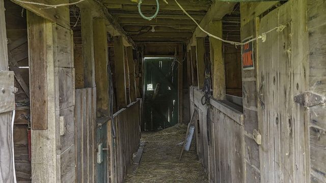 10450 E HWY CC, Centralia, MO 65240