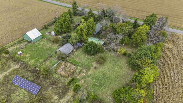 10450 E HWY CC, Centralia, MO 65240