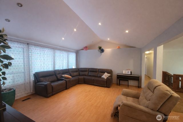 14600 SE 181st Street, Renton, WA 98058