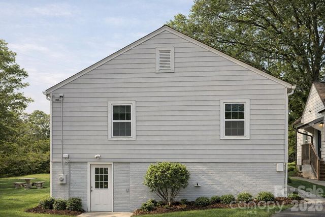 926 S York Street, Gastonia, NC 28052