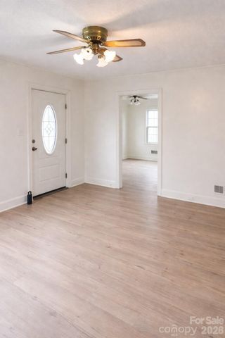 926 S York Street, Gastonia, NC 28052