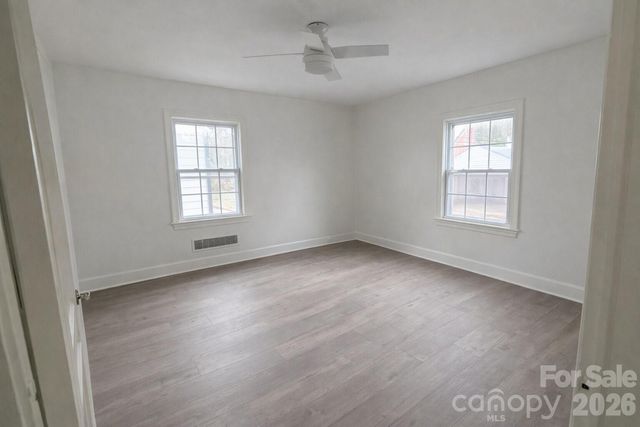 926 S York Street, Gastonia, NC 28052