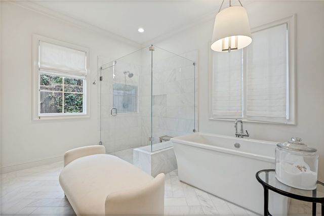 4624 S Versailles Avenue, Highland Park, TX 75209