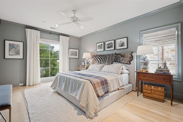 4624 S Versailles Avenue, Highland Park, TX 75209
