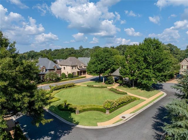 251 Hynes Lndg NE, Marietta, GA 30067