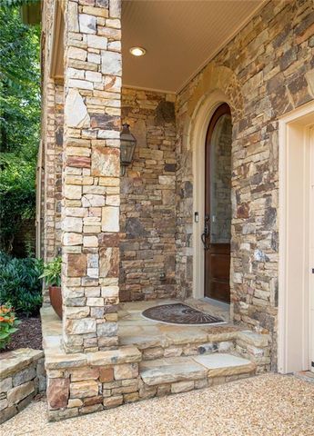 251 Hynes Lndg NE, Marietta, GA 30067