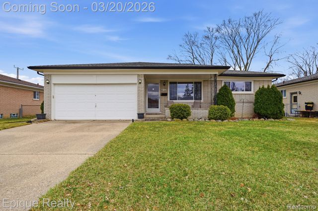 4272 Gunther Drive, Sterling Heights, MI 48310
