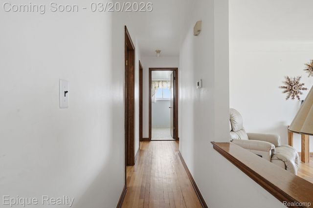 4272 Gunther Drive, Sterling Heights, MI 48310