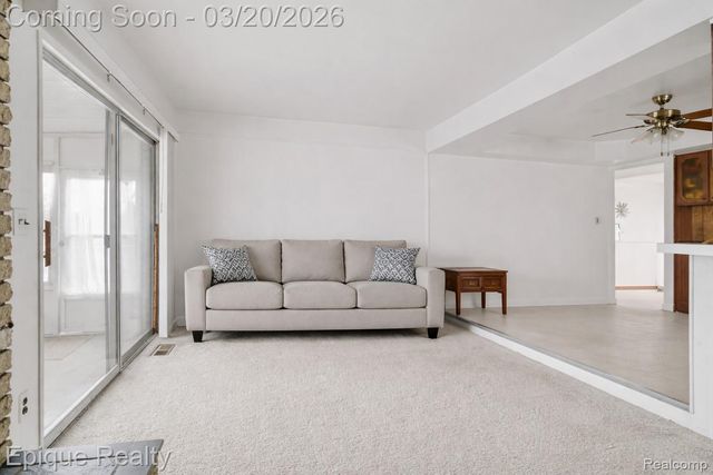 4272 Gunther Drive, Sterling Heights, MI 48310