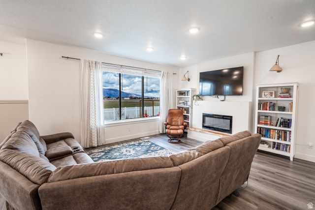 478 S 1170 E, Hyrum, UT 84319