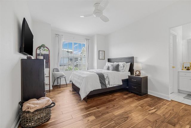 313 INNER HARBOUR CIRCLE, Tampa, FL 33602