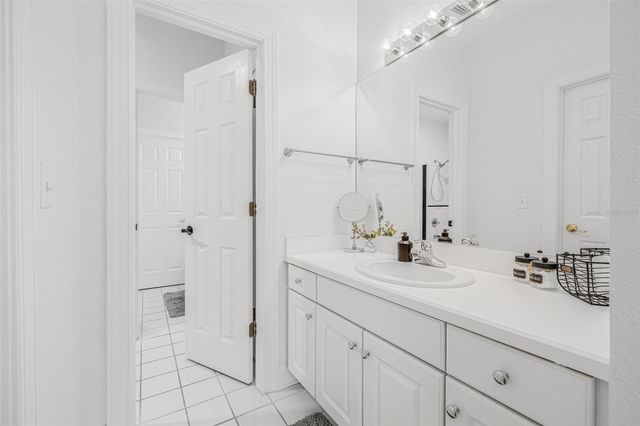 313 INNER HARBOUR CIRCLE, Tampa, FL 33602