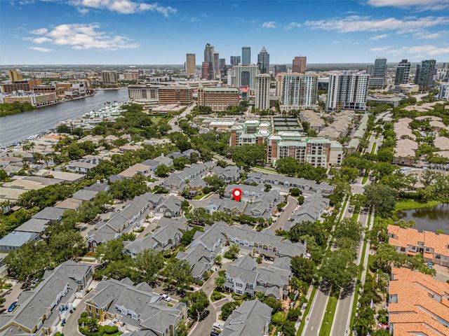 313 INNER HARBOUR CIRCLE, Tampa, FL 33602