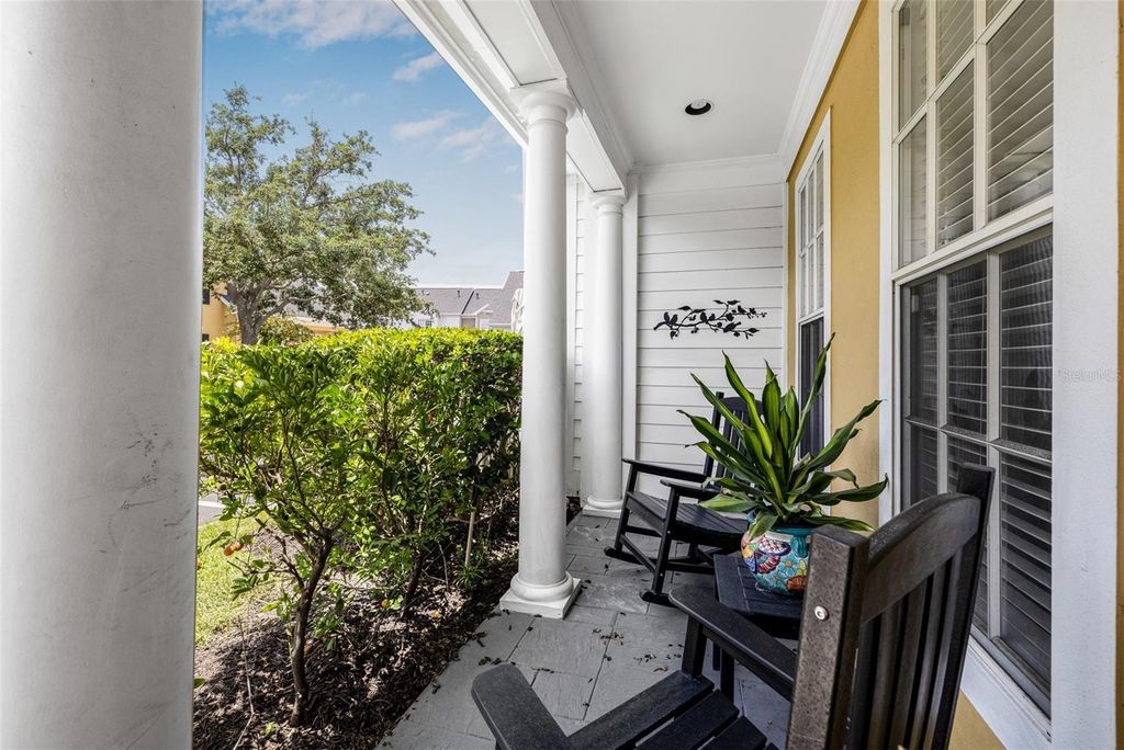 Image 37 of property listing at 313 INNER HARBOUR CIRCLE, Tampa, FL 33602