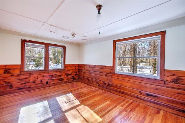 74 ADAMS POINT Road, Barrington, RI 02806