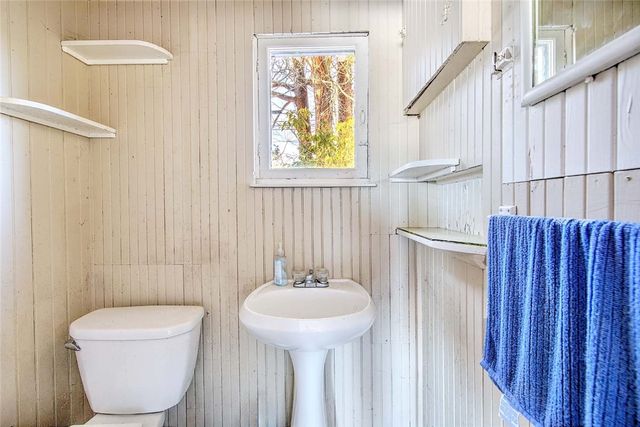 74 ADAMS POINT Road, Barrington, RI 02806