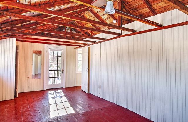 74 ADAMS POINT Road, Barrington, RI 02806