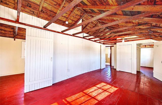 74 ADAMS POINT Road, Barrington, RI 02806