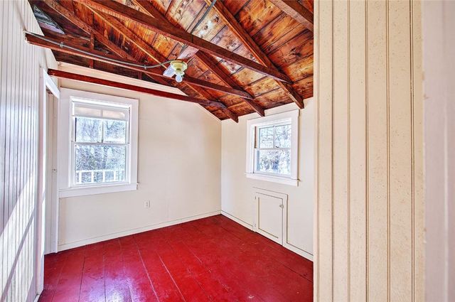 74 ADAMS POINT Road, Barrington, RI 02806