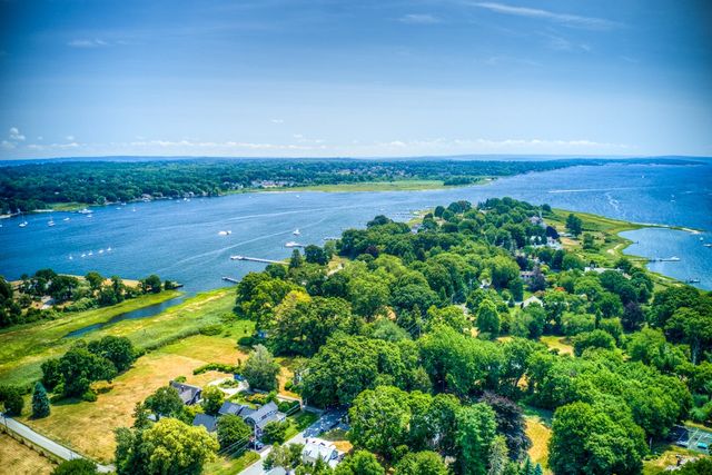 74 ADAMS POINT Road, Barrington, RI 02806