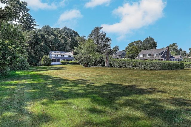 74 ADAMS POINT Road, Barrington, RI 02806