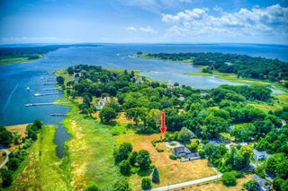 74 ADAMS POINT Road, Barrington, RI 02806