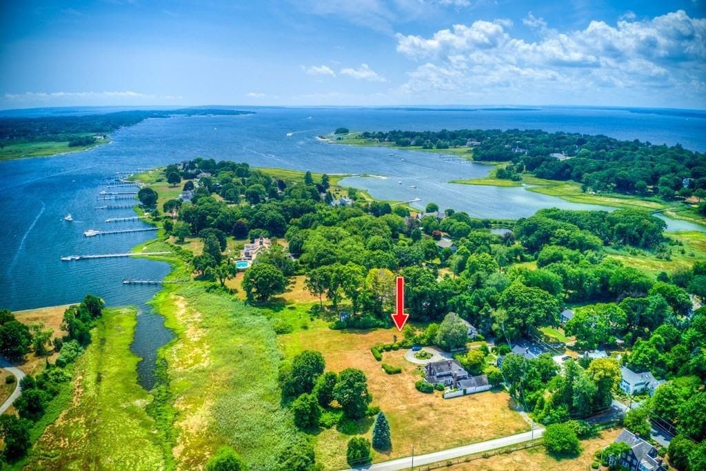74 ADAMS POINT Road, Barrington, RI 02806