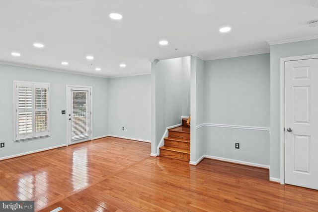 9333 SOMBERSBY CT, Laurel, MD 20723