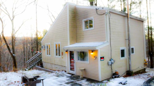 10 Green Acres Lane, Brewster, NY 10509