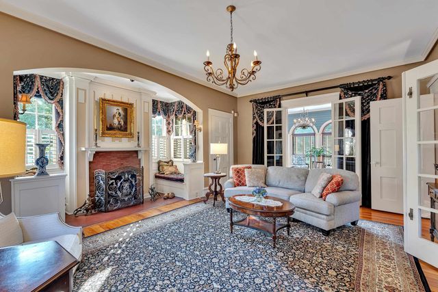 571 E Main Street, Spartanburg, SC 29302