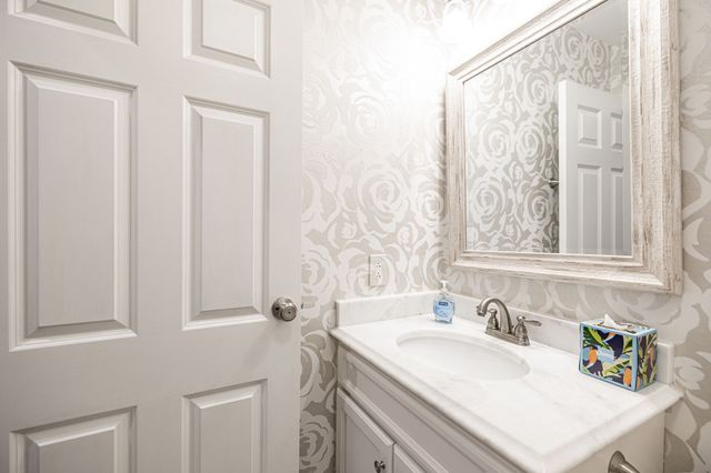 200 Sanders Ferry Rd Apt 2408, Hendersonville, TN 37075