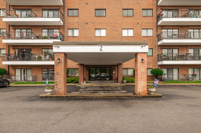 200 Sanders Ferry Rd Apt 2408, Hendersonville, TN 37075