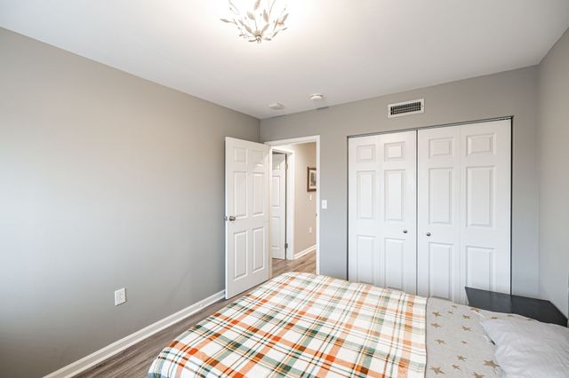 200 Sanders Ferry Rd Apt 2408, Hendersonville, TN 37075
