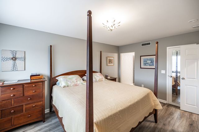 200 Sanders Ferry Rd Apt 2408, Hendersonville, TN 37075