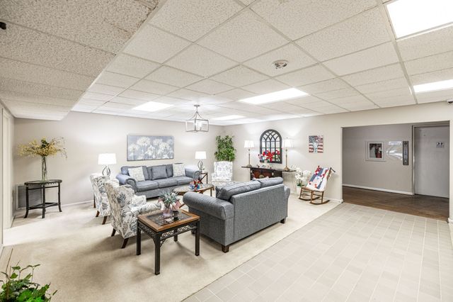 200 Sanders Ferry Rd Apt 2408, Hendersonville, TN 37075