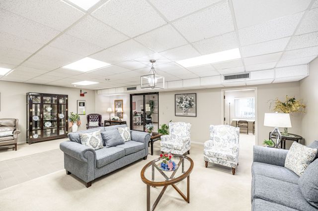 200 Sanders Ferry Rd Apt 2408, Hendersonville, TN 37075