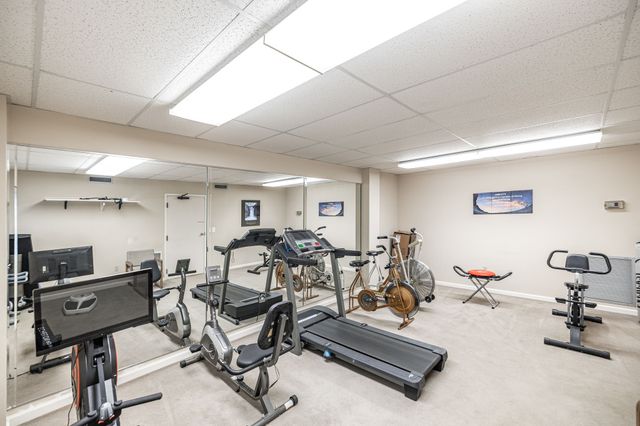 200 Sanders Ferry Rd Apt 2408, Hendersonville, TN 37075