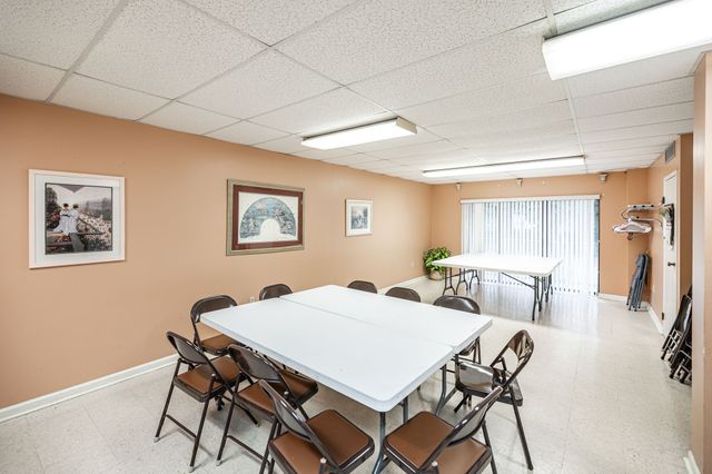 200 Sanders Ferry Rd Apt 2408, Hendersonville, TN 37075