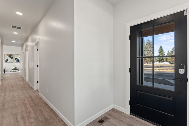 3756 E Nyberg Ln, Mead, WA 99021