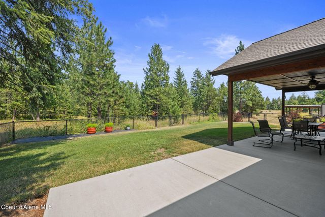 225 Aurora WAY, Athol, ID 83801