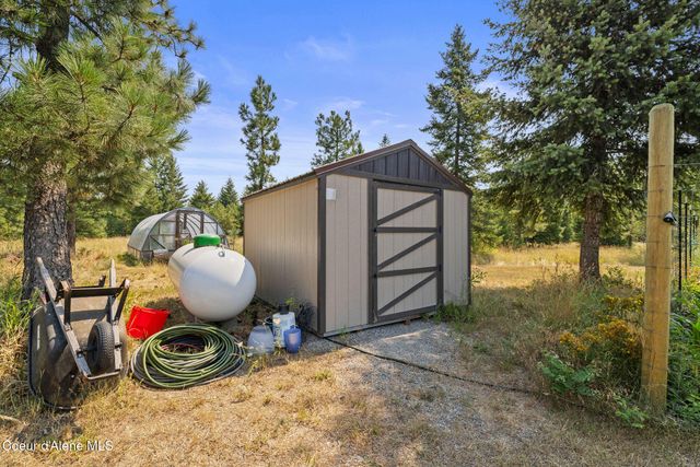 225 Aurora WAY, Athol, ID 83801