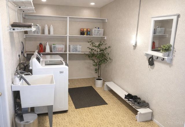 8124 Cabinet Circle, Anderson Twp, OH 45244