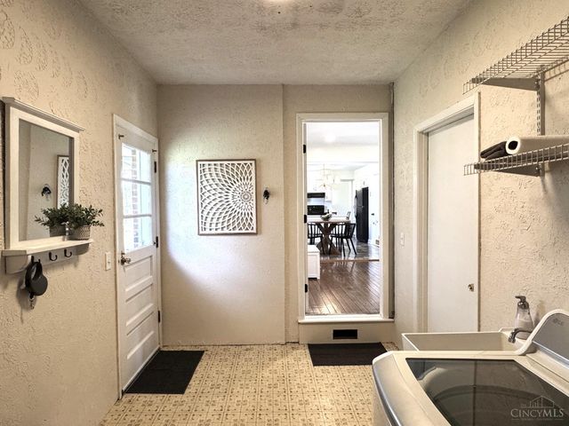 8124 Cabinet Circle, Anderson Twp, OH 45244