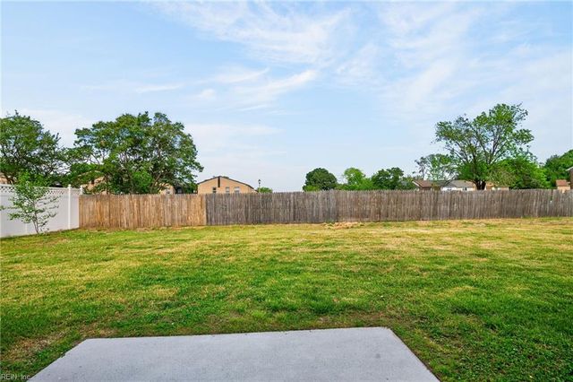 5800 Pontiac RD, Virginia Beach, VA 23462