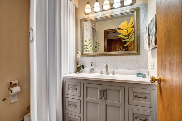 6732 W 113th Place, Worth, IL 60482